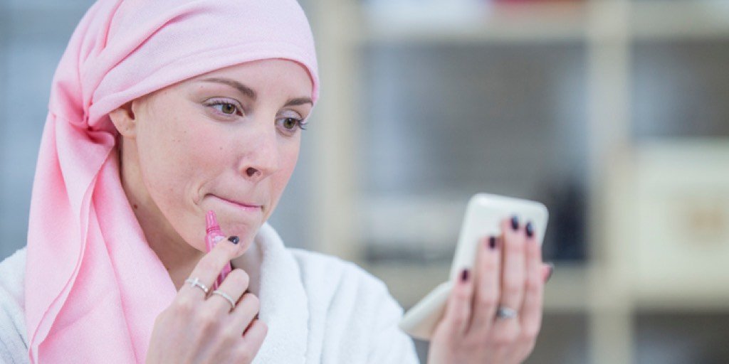 lrp-oncology-2021-sitecore-makeup_lips-step1_banner
